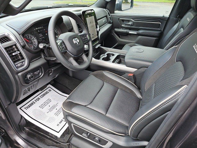 Used 2024 RAM 1500 Laramie image 19