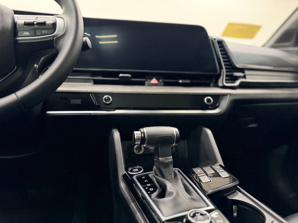 Used 2024 Kia Sportage X-Line w/ X-Line Premium Package image 15