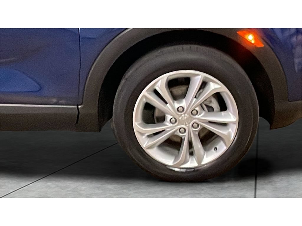 Used 2023 Buick Encore GX Preferred w/ Cold Weather Comfort Package AWD/4WD image 19