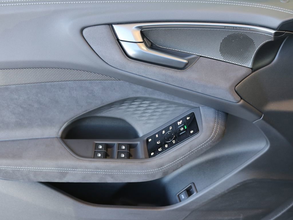 Used 2025 Audi S5 Prestige image 13