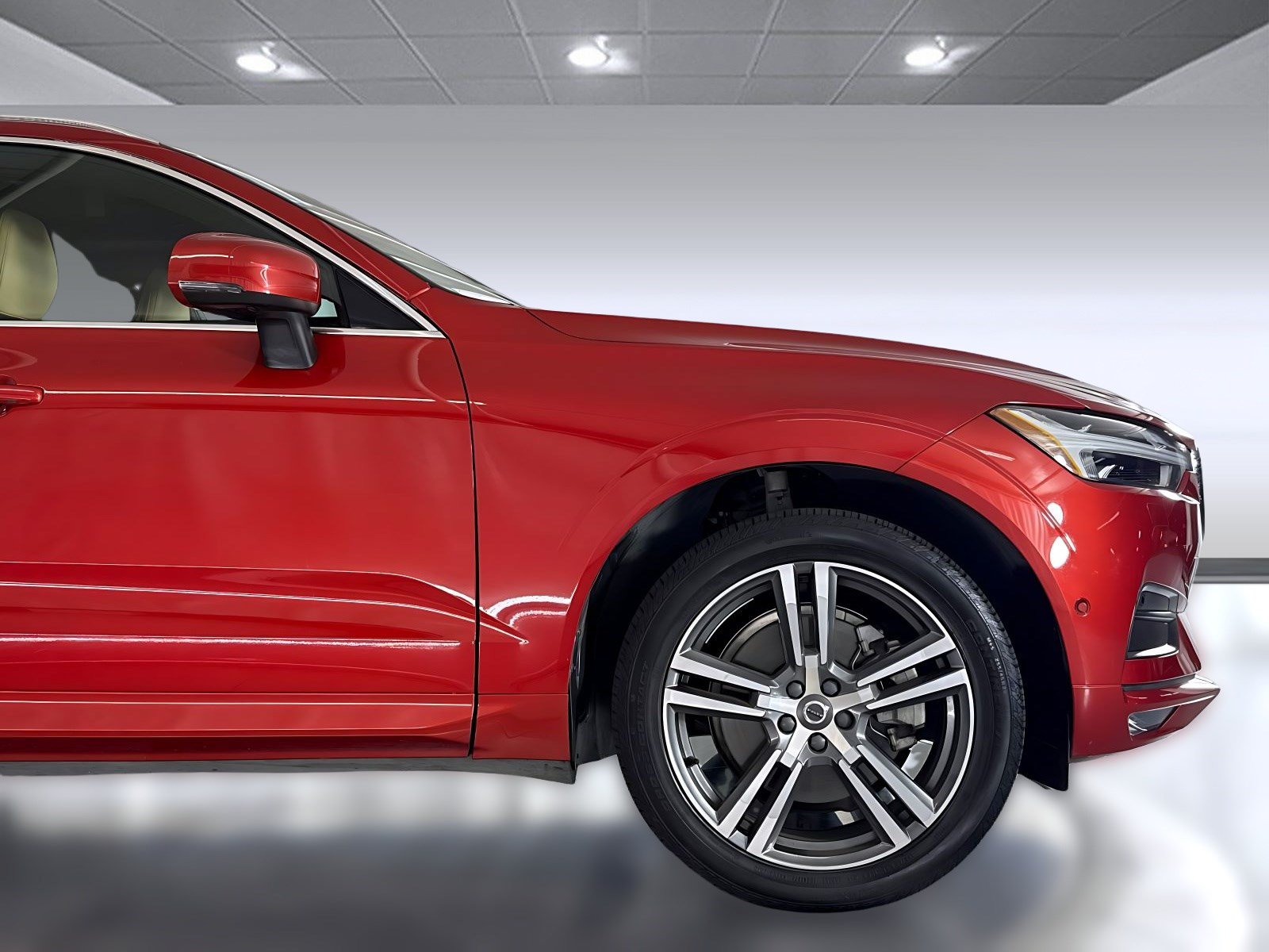 Used 2019 Volvo XC60 T6 Momentum AWD/4WD image 36