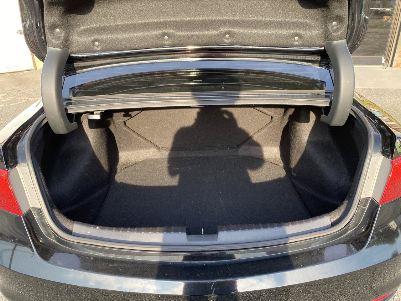 Used 2014 Acura ILX w/ Technology Package FWD image 15