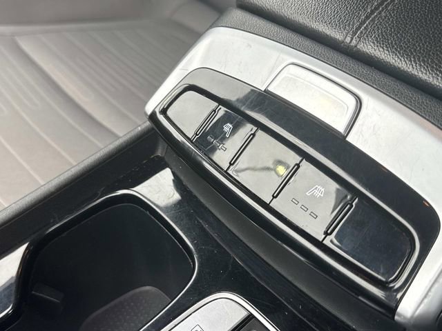 Used 2023 Hyundai Santa Cruz SEL image 32