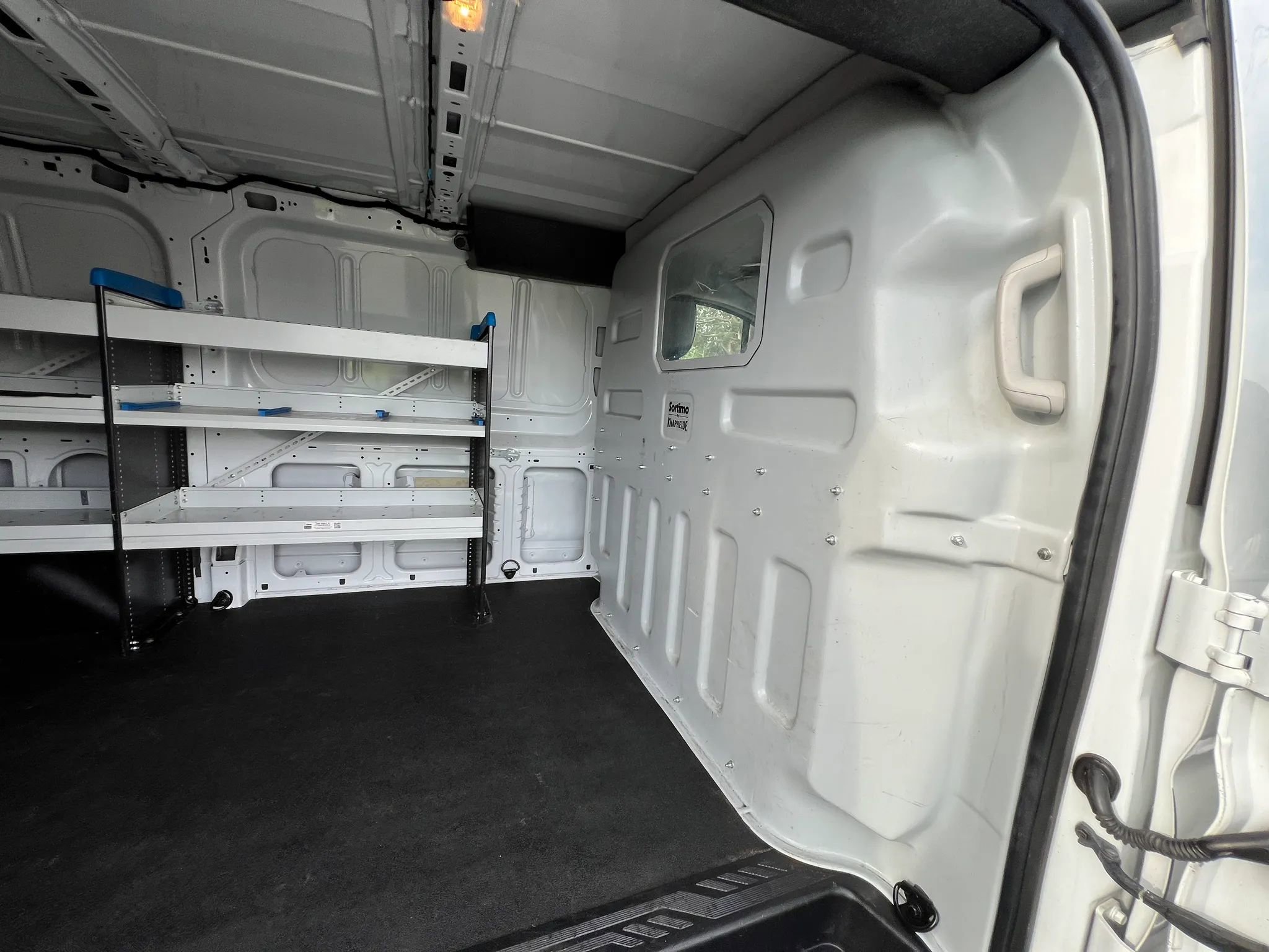 Used 2015 Ford Transit 250 130 Low Roof w/ Exterior Upgrade Package RWD image 44
