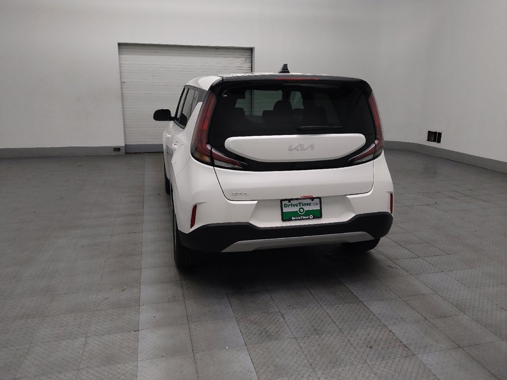 Used 2025 Kia Soul LX image 6