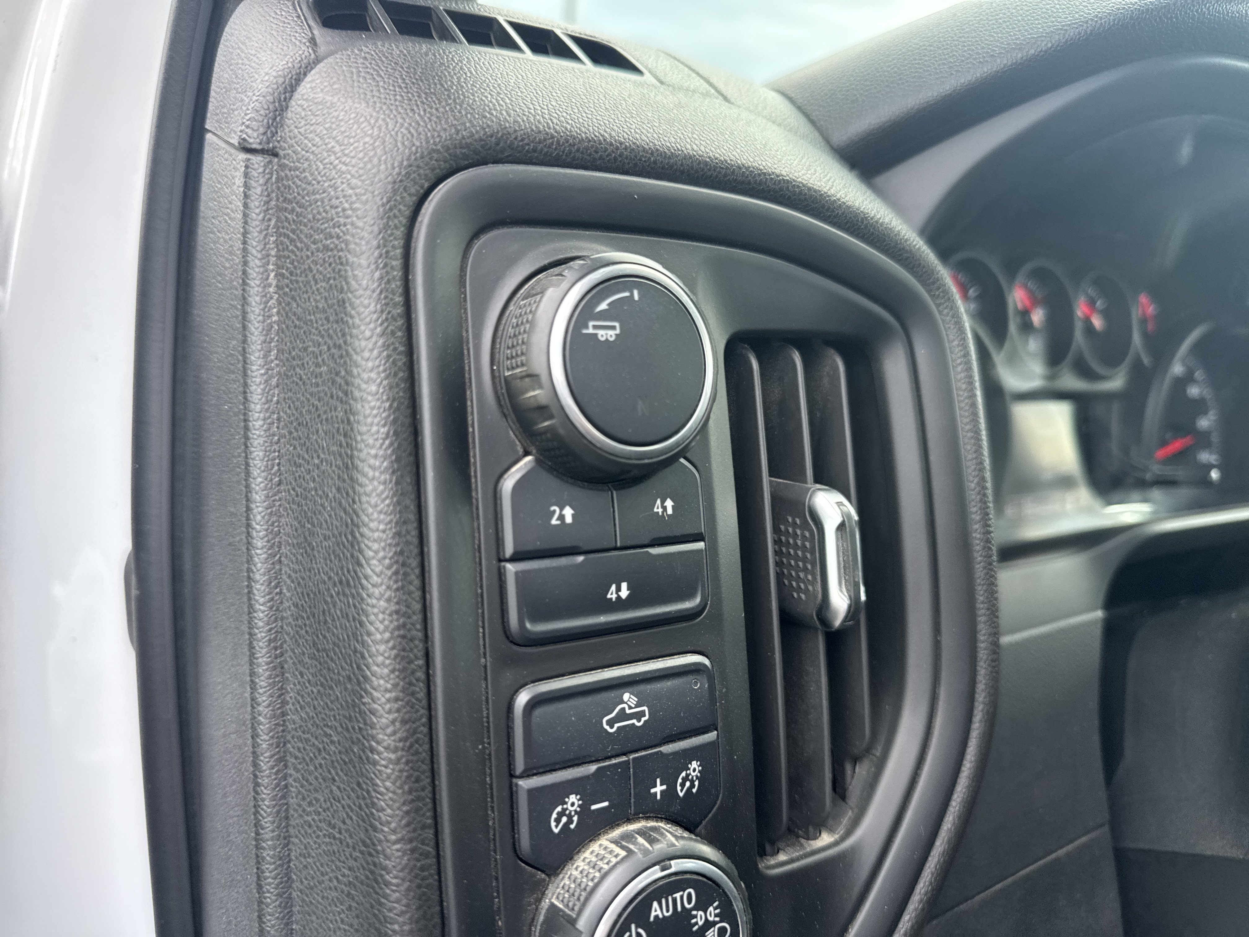 Used 2020 Chevrolet Silverado 2500 W/T w/ WT Fleet Convenience Package AWD/4WD image 23