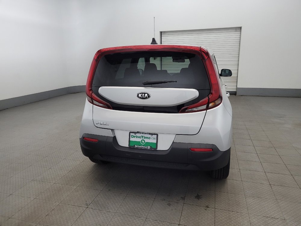 Used 2021 Kia Soul LX image 7