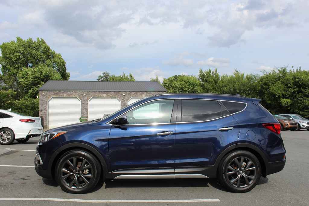 Used 2017 Hyundai Santa Fe Sport FWD image 10