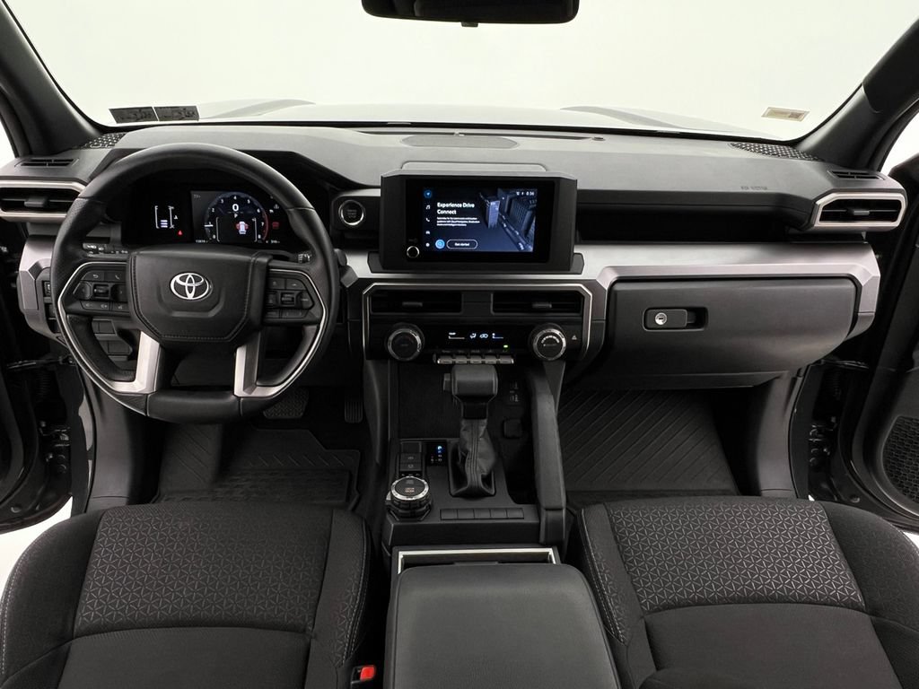 Used 2025 Toyota 4Runner SR5 AWD/4WD image 21
