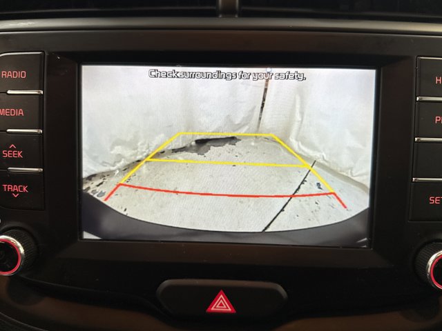 Used 2021 Kia Soul LX image 9