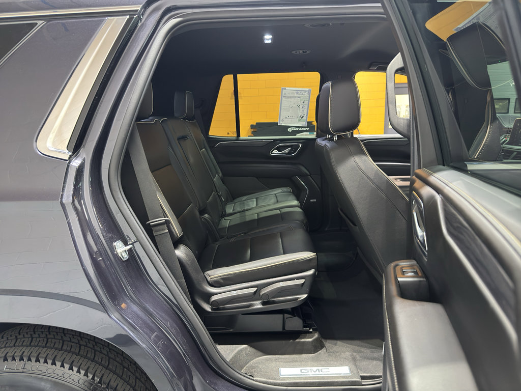 Used 2023 GMC Yukon SLT image 21