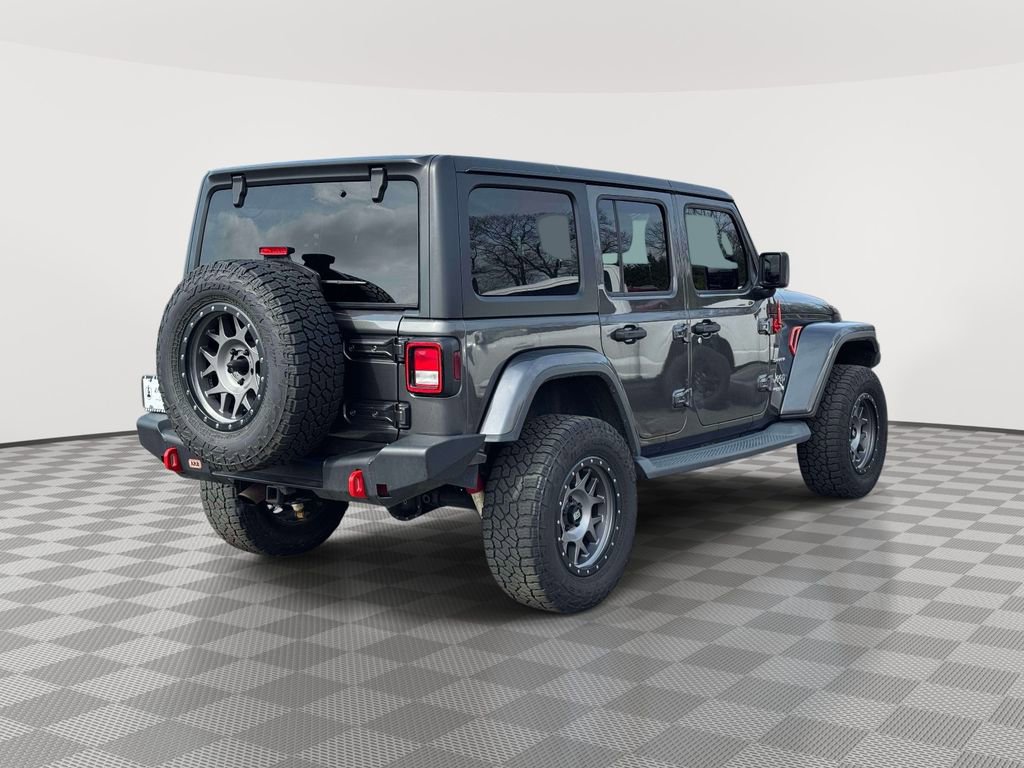 Used 2018 Jeep Wrangler Unlimited Sahara image 7