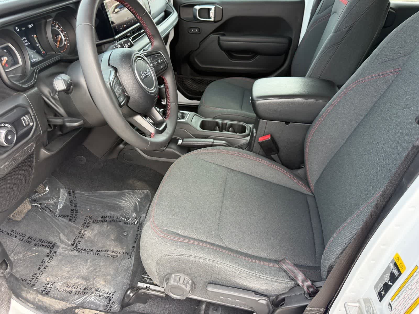 Used 2024 Jeep Wrangler Unlimited Rubicon AWD/4WD image 12