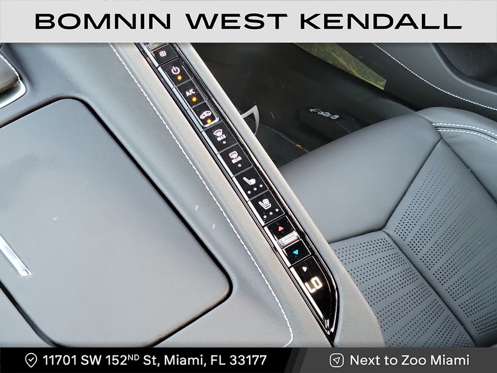 Used 2025 Chevrolet Corvette Z06 image 21