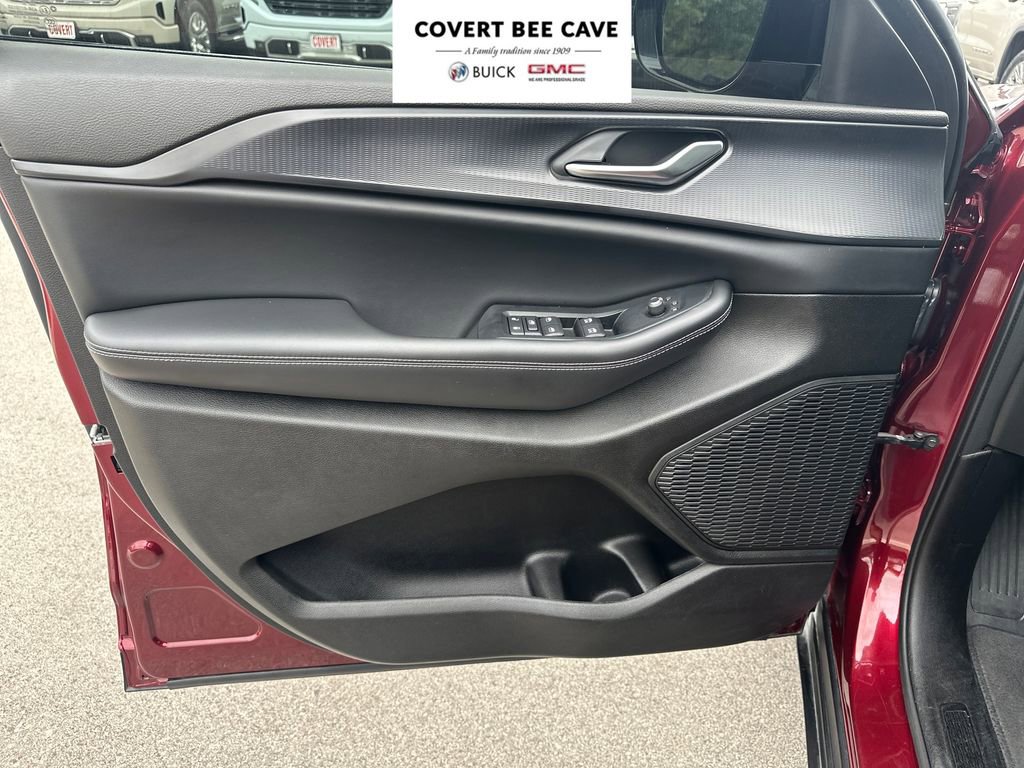 Used 2023 Jeep Grand Cherokee L Altitude image 11