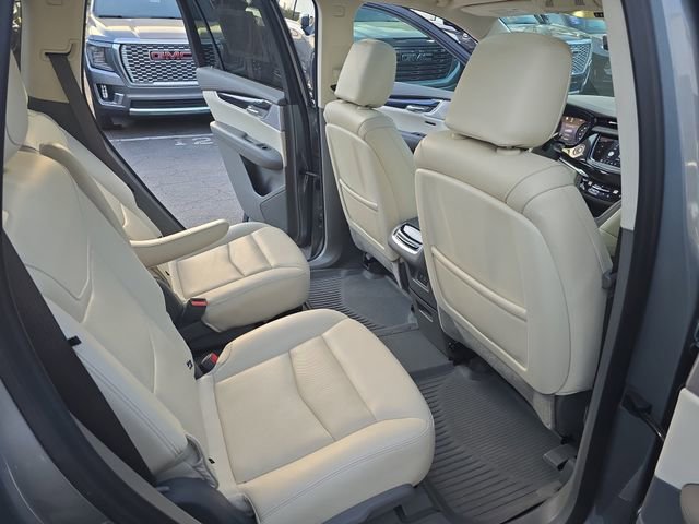 Certified 2023 Cadillac XT6 Premium Luxury w/ Technology Package FWD image 11