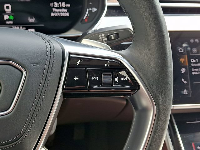 Certified 2025 Audi A8 L 3.0T w/ Executive Package AWD/4WD image 22
