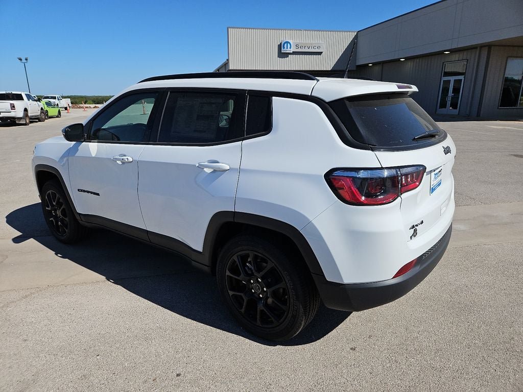 New 2026 Jeep Compass Latitude AWD/4WD image 4