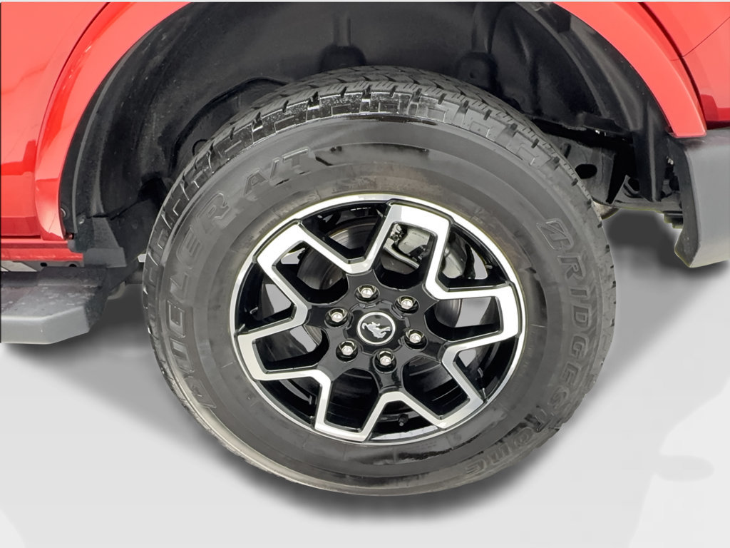 Used 2024 Ford Bronco Outer Banks AWD/4WD image 12