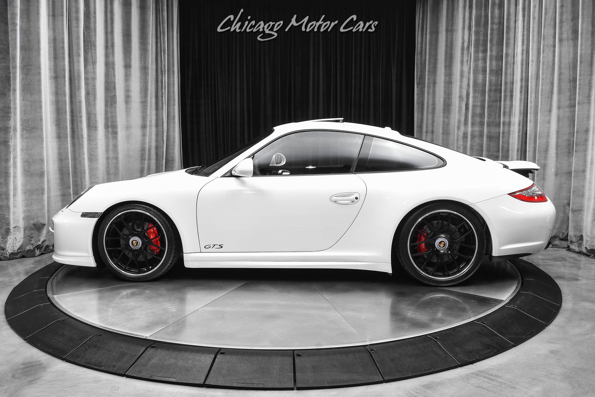 Used 2011 Porsche 911 Carrera GTS image 32
