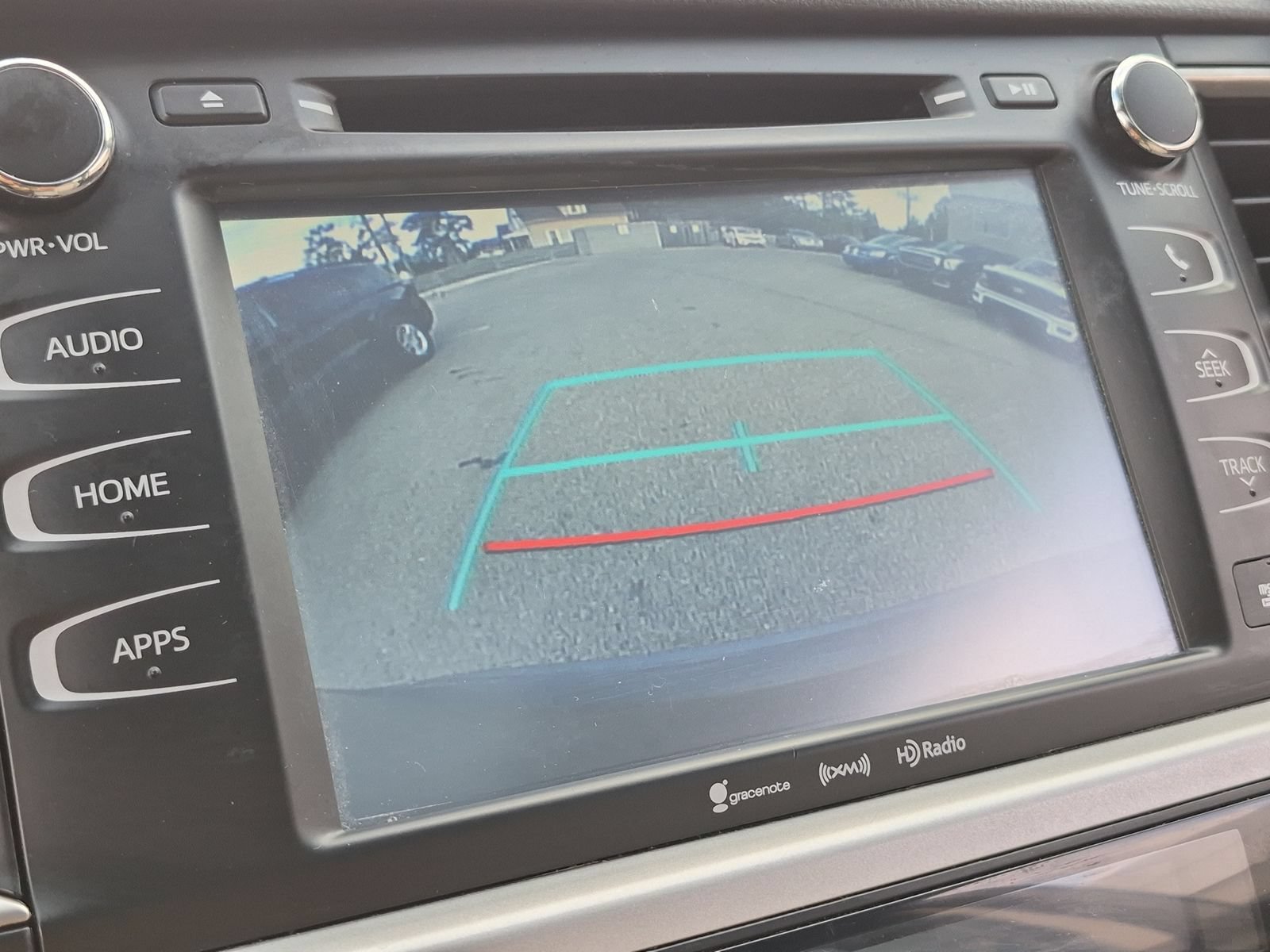 Used 2017 Toyota Highlander XLE AWD/4WD image 27