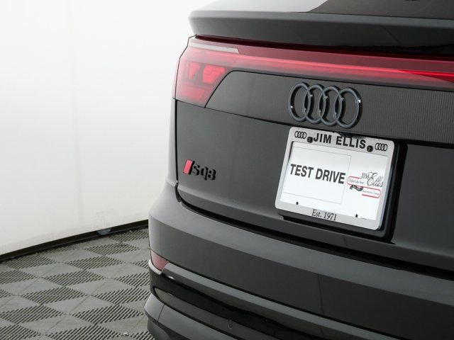 New 2026 Audi SQ8 Prestige image 37