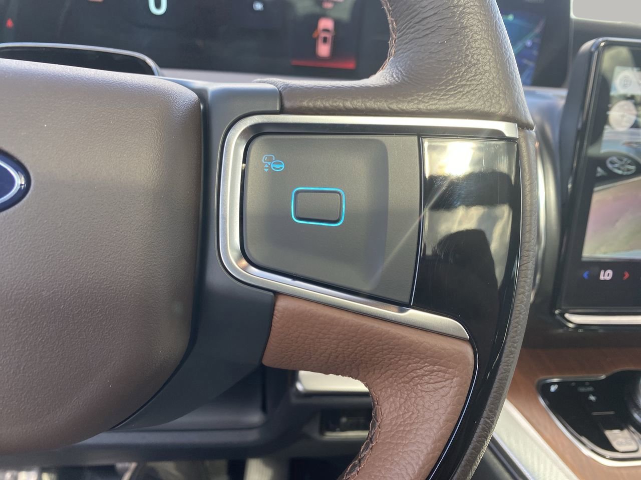 New 2025 Ford Expedition King Ranch image 33