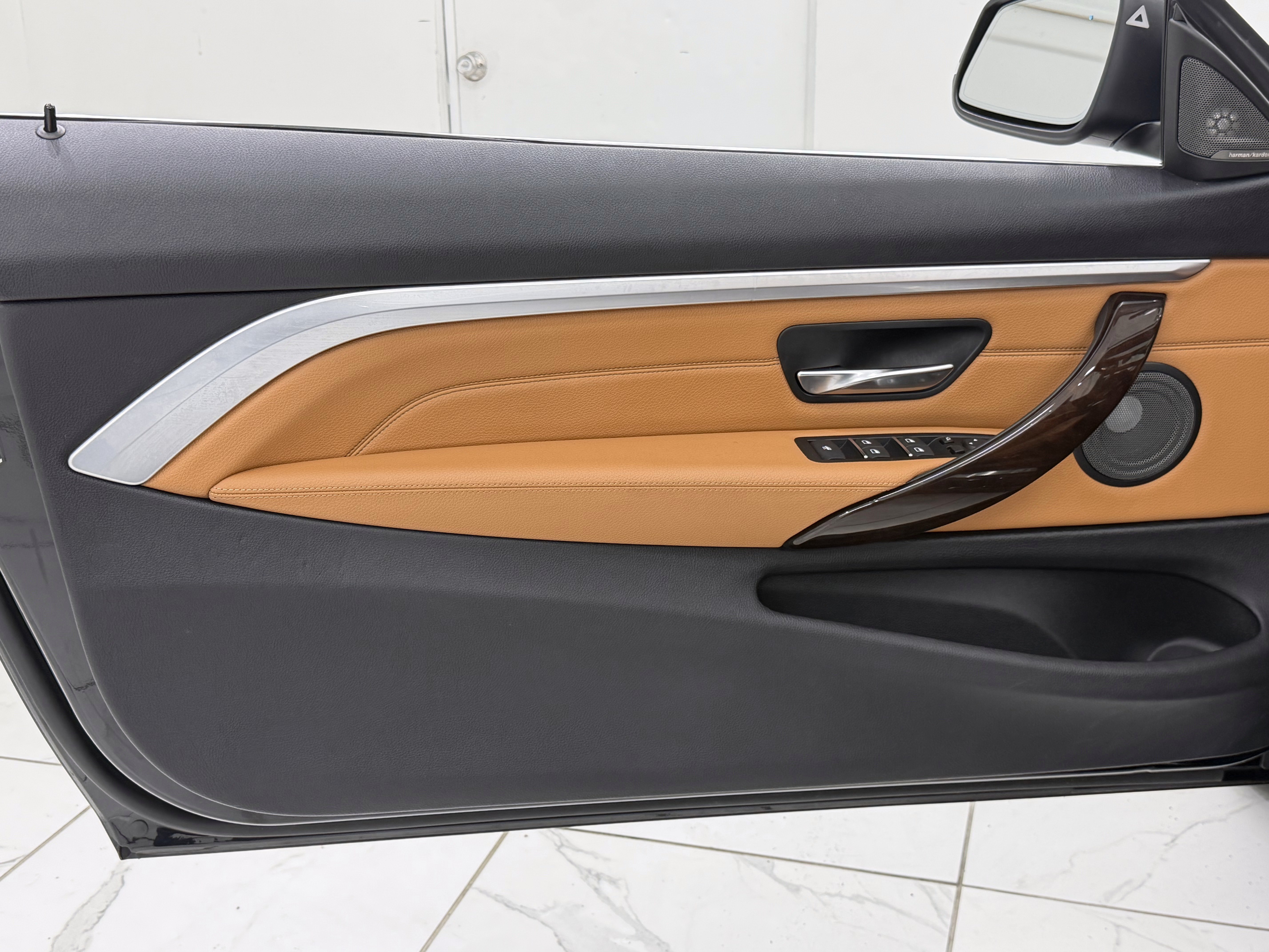 Used 2020 BMW 430i xDrive Convertible w/ Executive Package AWD/4WD image 28