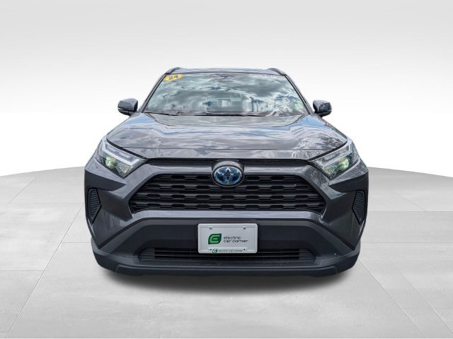 Used 2024 Toyota RAV4 XLE w/ Convenience Package AWD/4WD image 2