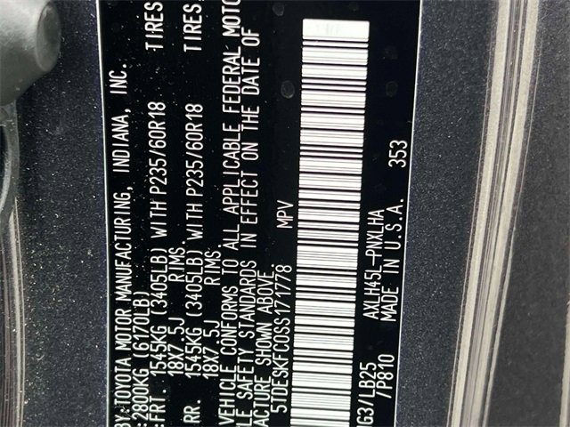 Used 2025 Toyota Sienna Platinum image 23