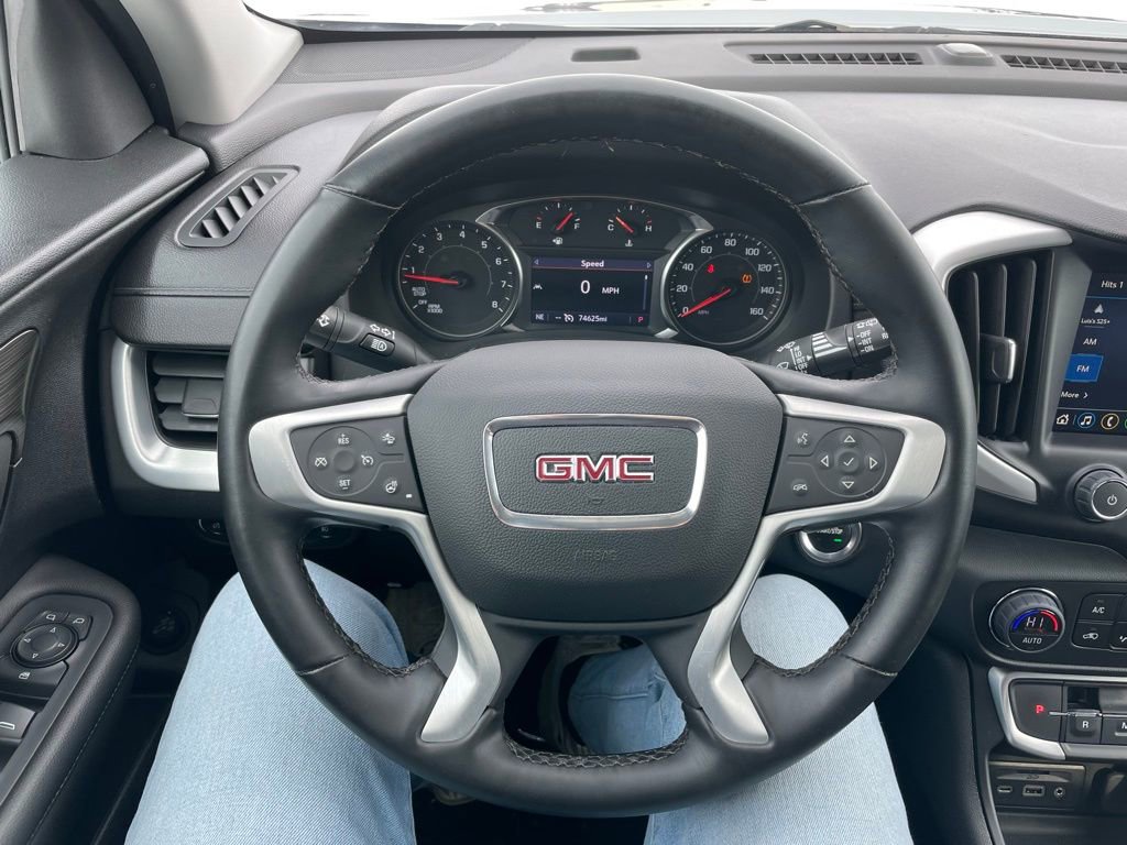 Used 2023 GMC Terrain SLT image 22