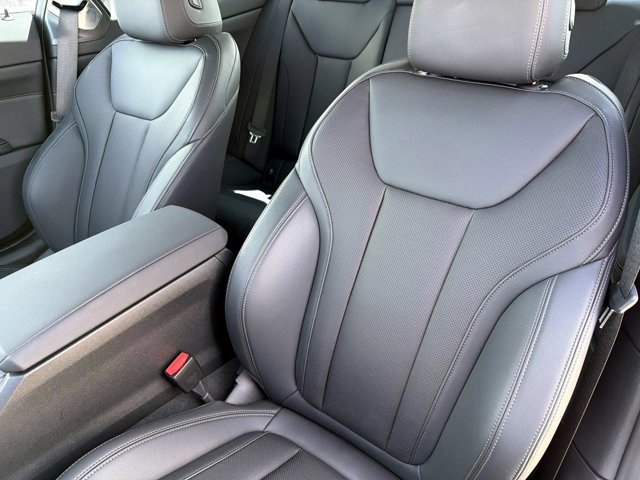 Used 2026 BMW M440i Coupe w/ Premium Package image 13