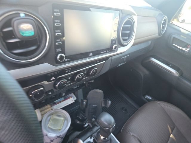 Used 2023 Toyota Tacoma Limited AWD/4WD image 11