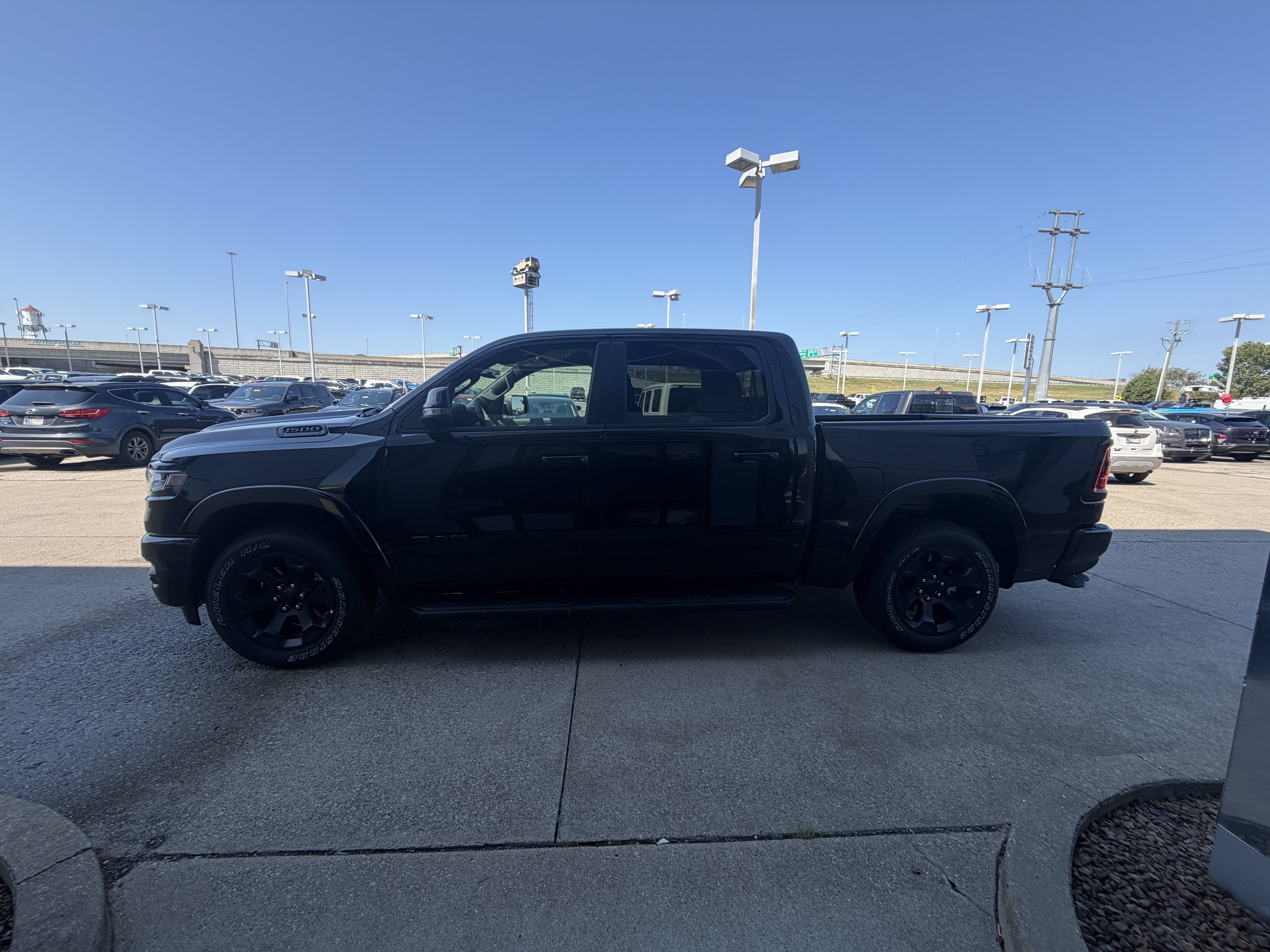 New 2026 RAM 1500 Big Horn AWD/4WD image 17