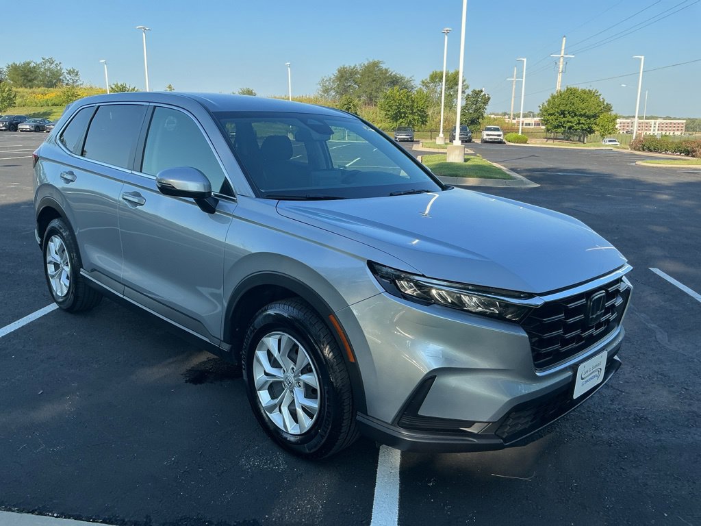 Used 2025 Honda CR-V LX image 14