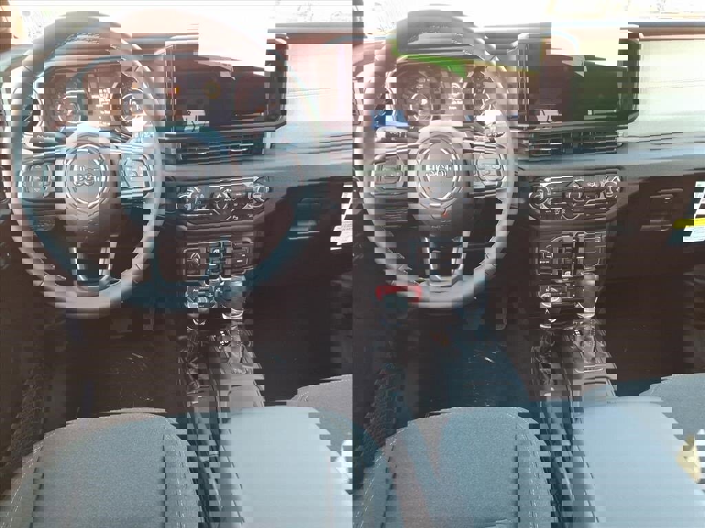 New 2025 Jeep Wrangler Unlimited Sport image 8