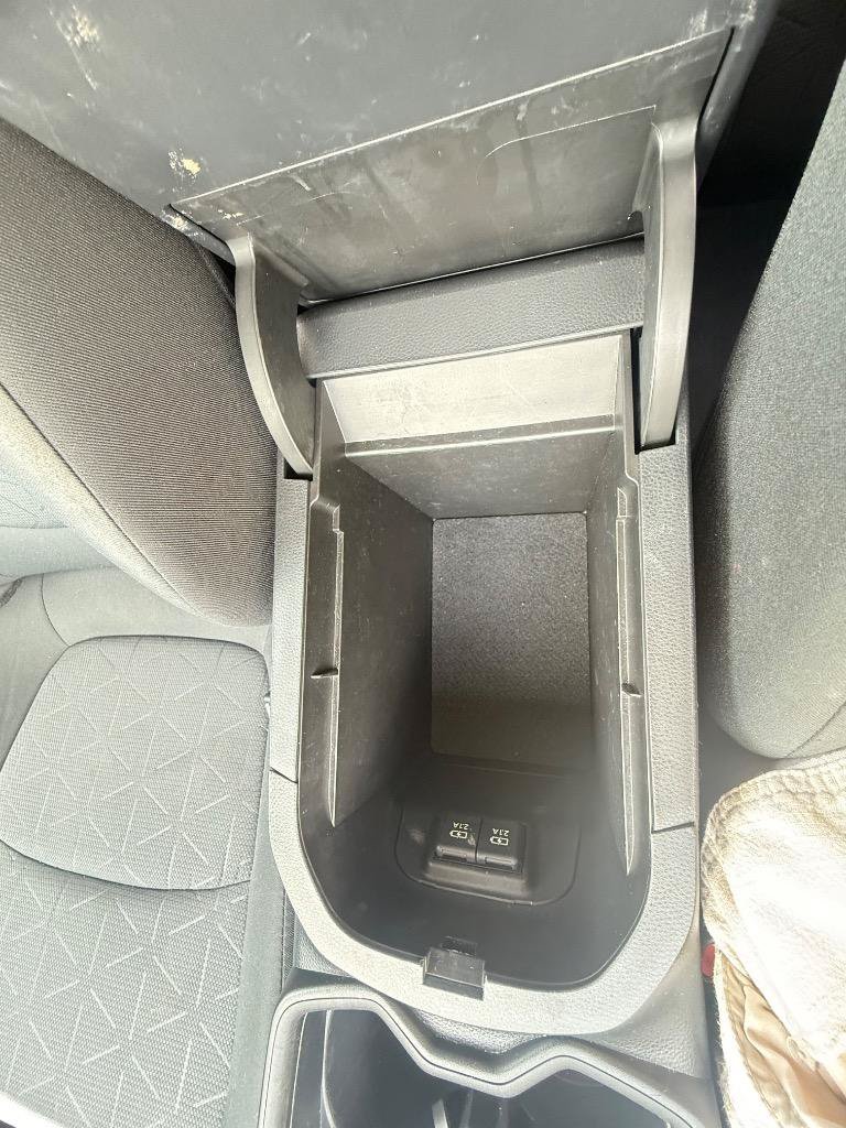 Used 2020 Toyota RAV4 XLE FWD image 15