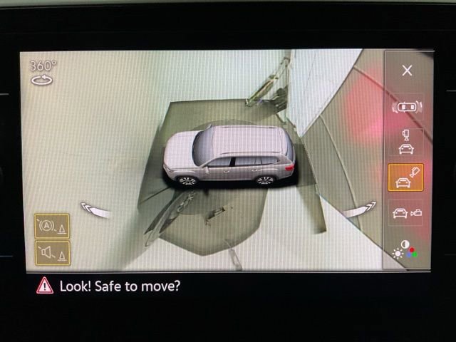 Used 2021 Volkswagen Atlas SEL Premium image 23