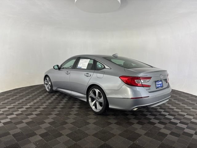 Used 2018 Honda Accord Touring image 10