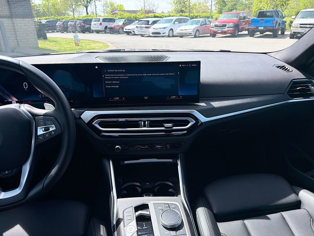 Used 2024 BMW 330i xDrive Sedan w/ Convenience Package AWD/4WD image 18