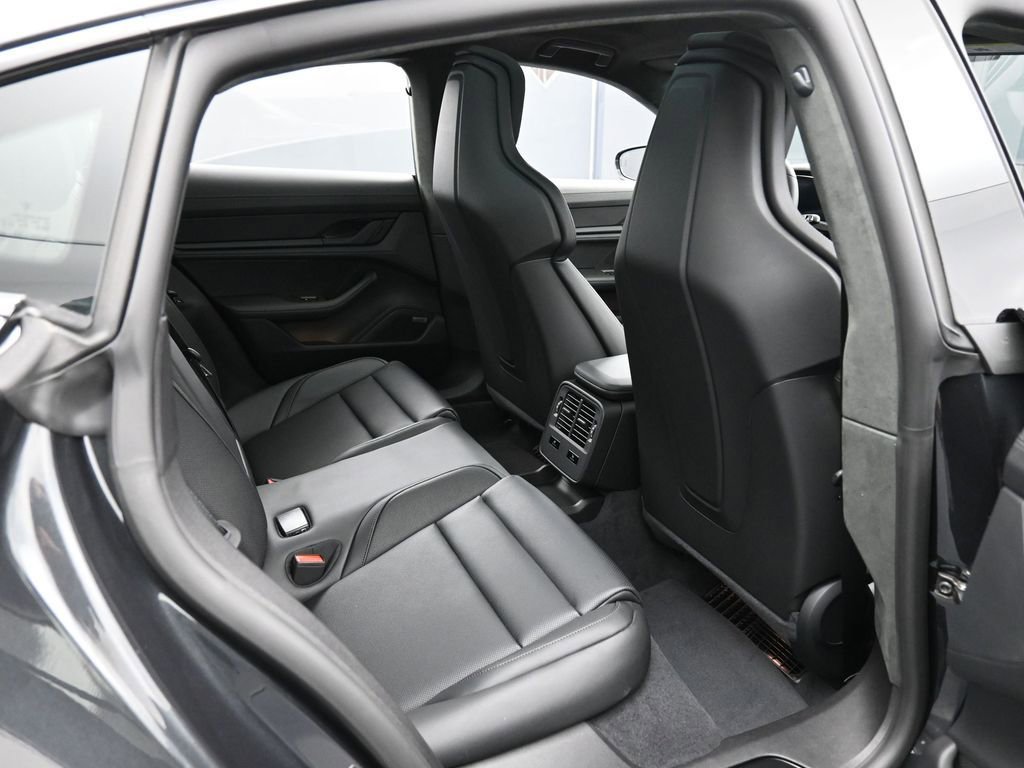 New 2026 Porsche Taycan GTS AWD/4WD image 29
