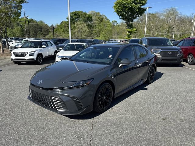 Used 2026 Toyota Camry SE FWD image 3