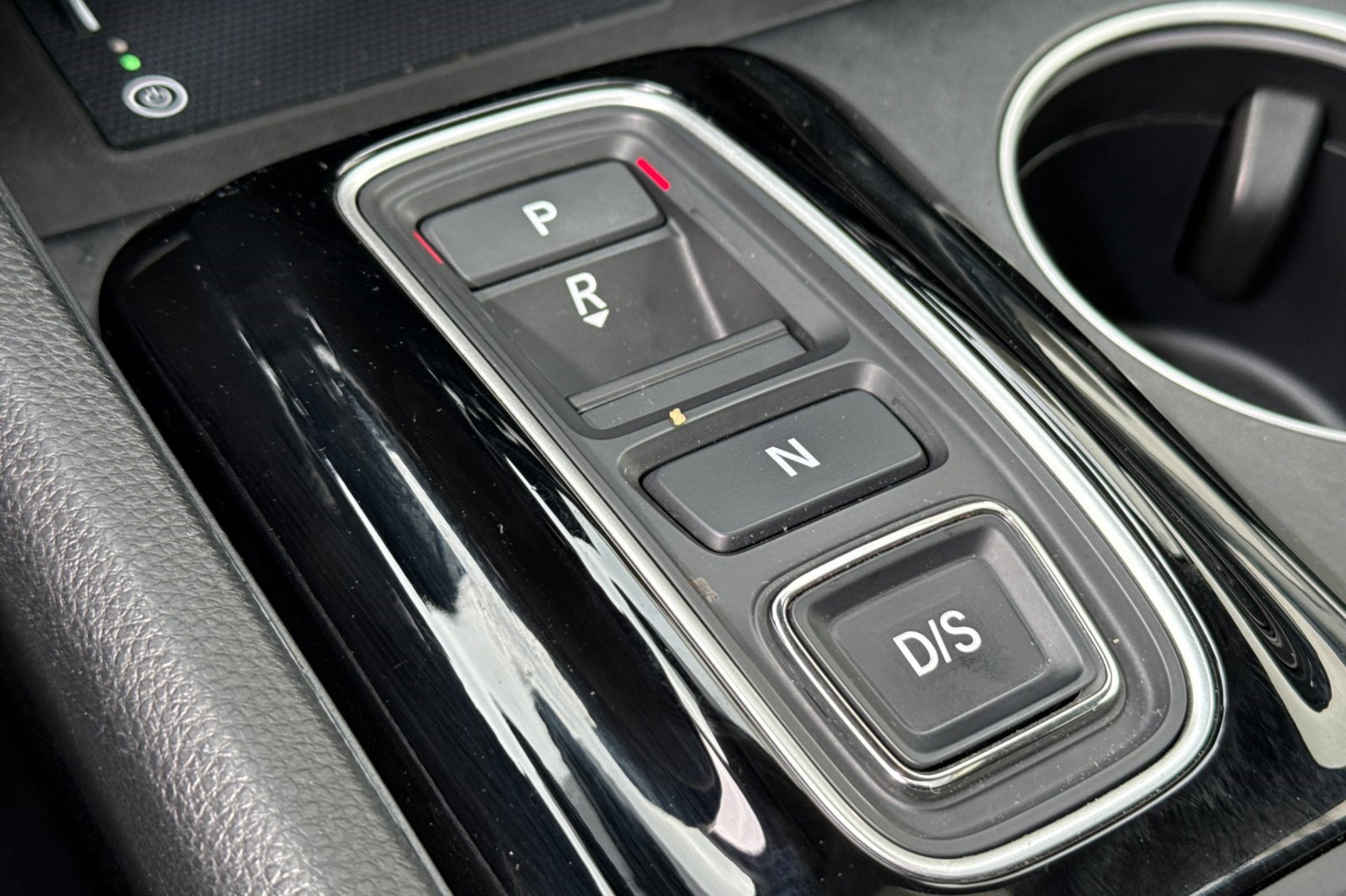 Certified 2024 Honda Pilot Touring image 16