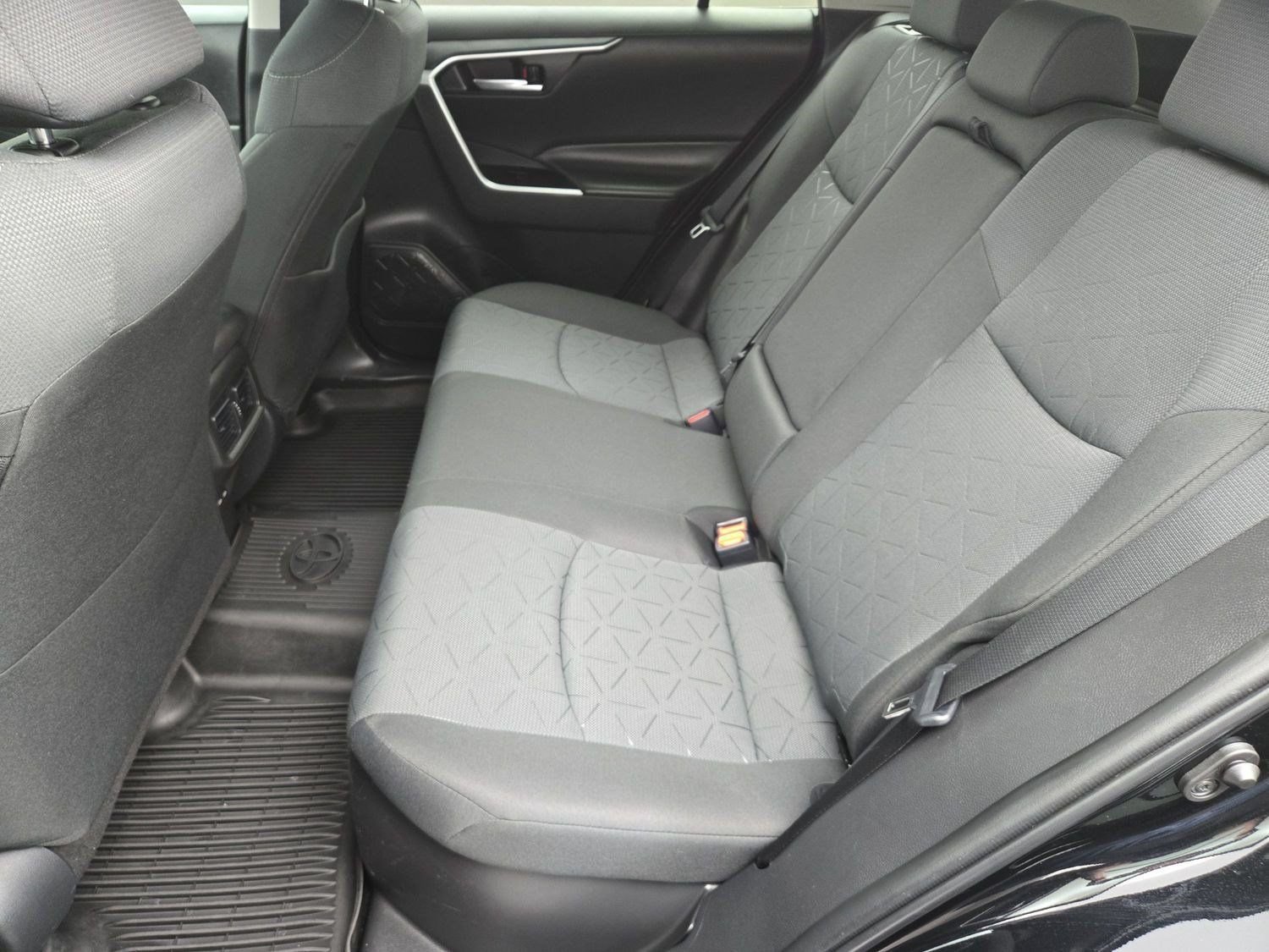 Certified 2025 Toyota RAV4 XLE w/ Convenience Package AWD/4WD image 17