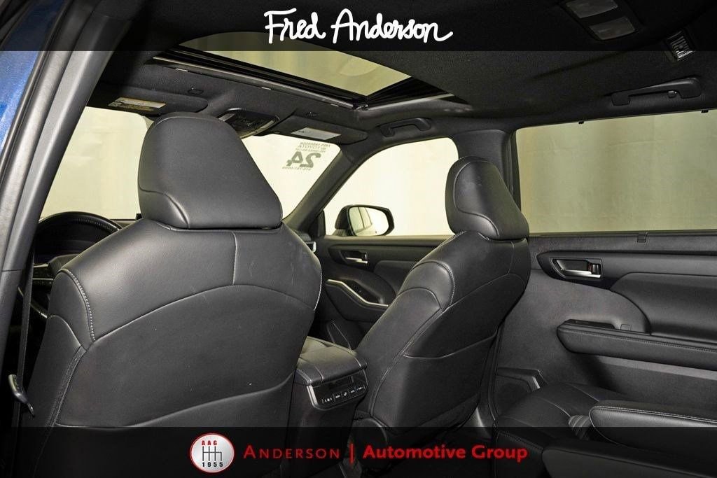 Used 2024 Toyota Highlander XSE image 10