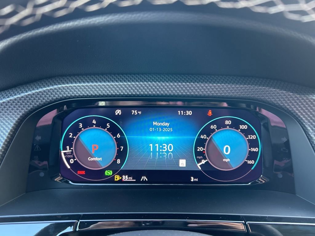 Used 2025 Volkswagen Atlas Cross Sport SEL image 19