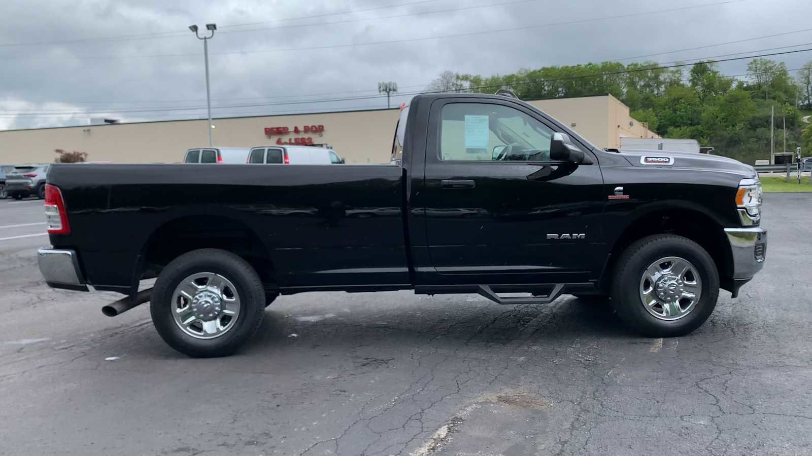 Used 2019 RAM 3500 Tradesman AWD/4WD image 9