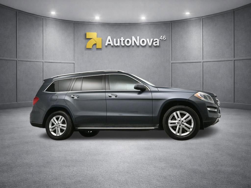 Used 2016 Mercedes-Benz GL 450 4MATIC w/ Premium I Package image 46