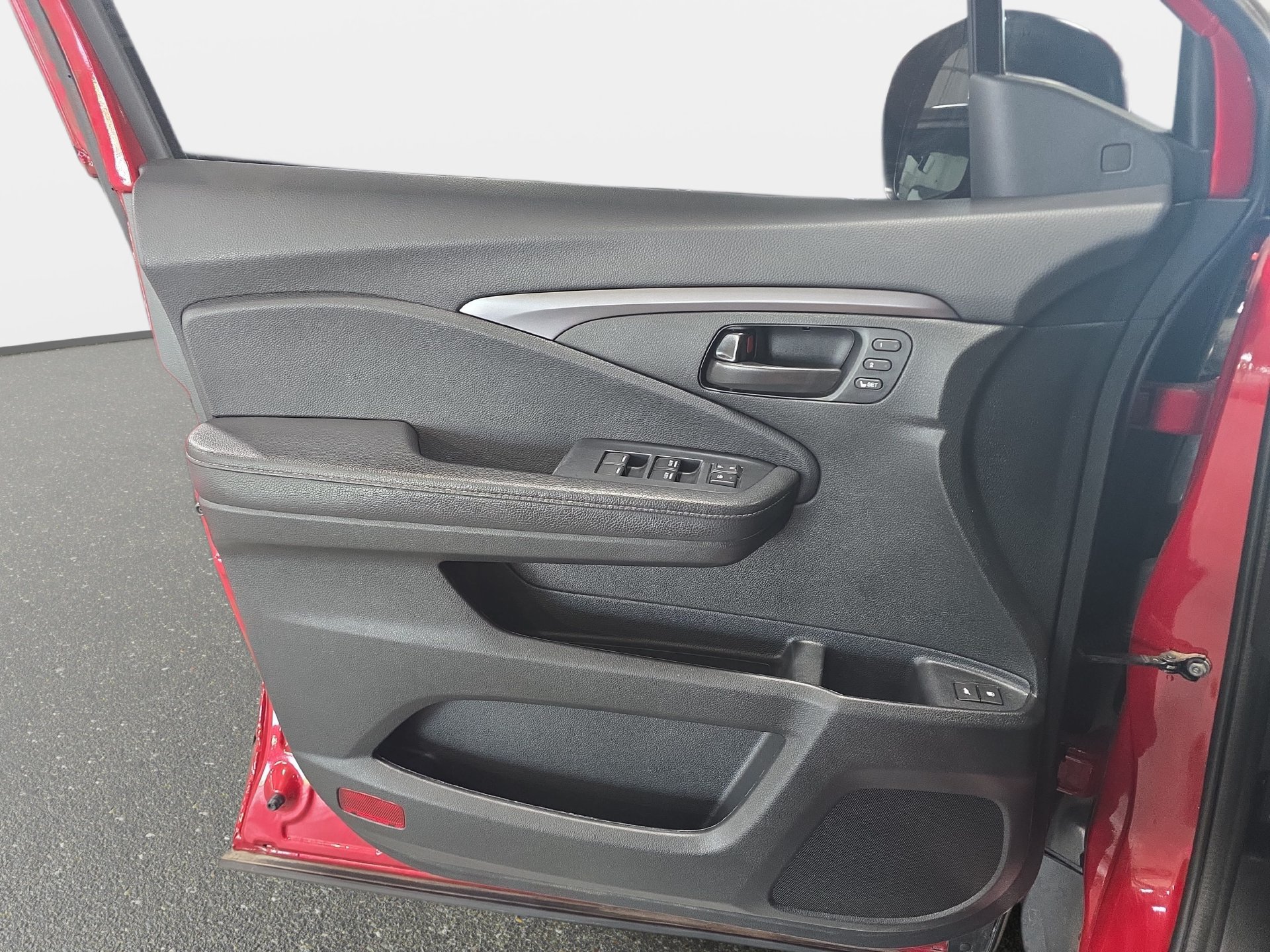 Used 2024 Honda Passport EX-L image 26