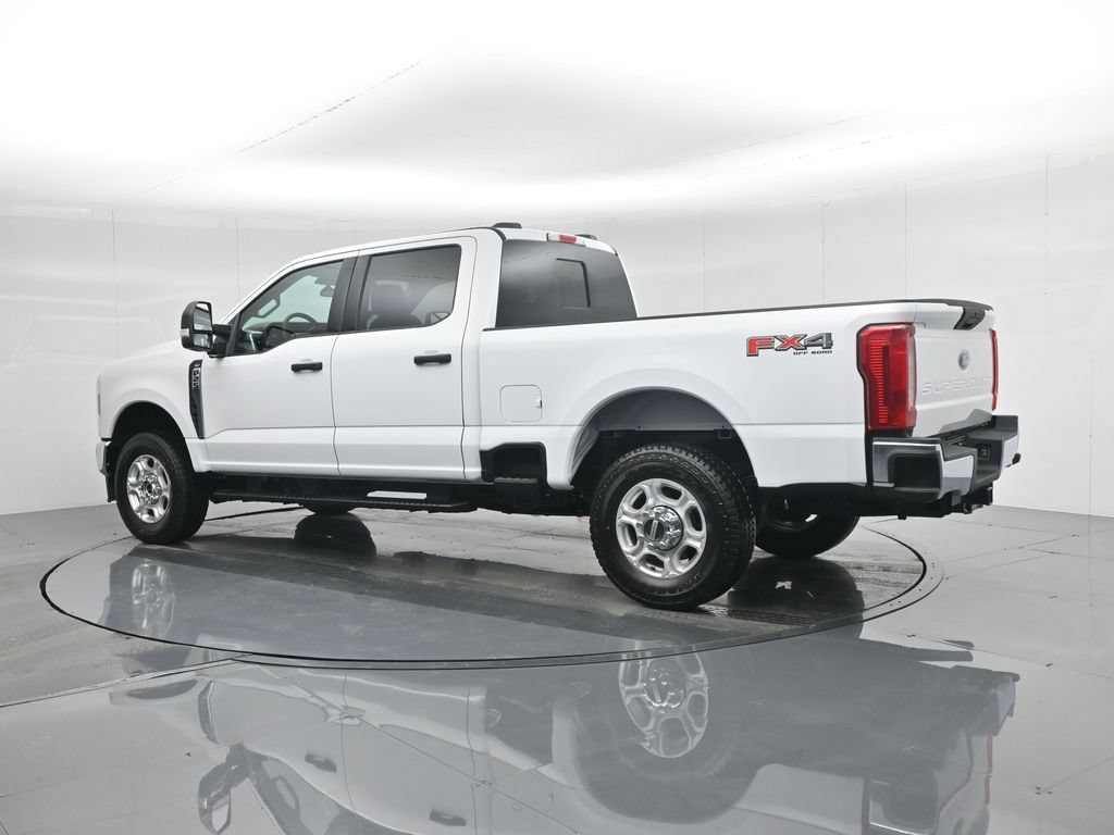 New 2026 Ford F250 XLT w/ FX4 Off-Road Package AWD/4WD image 6